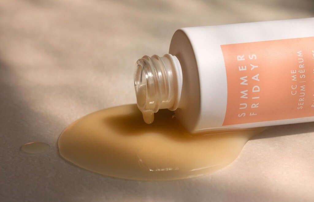 CC ME SERUM WITH VITAMIN C + NIACINAMIDE 5