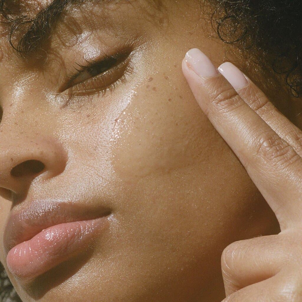 CC ME SERUM WITH VITAMIN C + NIACINAMIDE 7