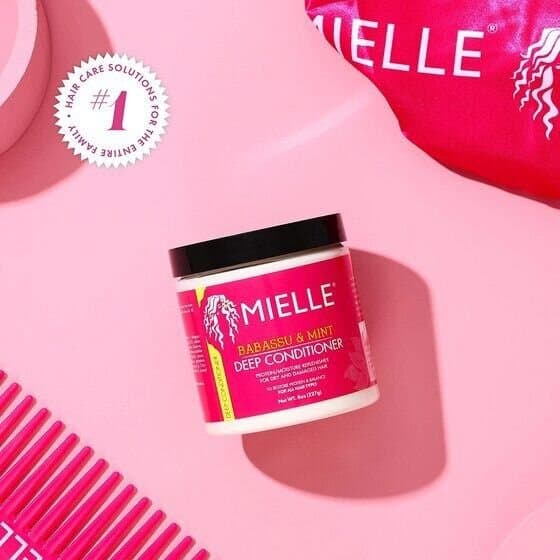 Mielle Babassu Oil & Mint Deep Conditioner 2