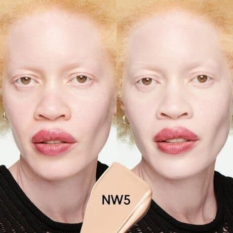 MAC Studio Fix ​Fluid 24HR Matte Foundation + Oil Control SPF 15/NW5 3