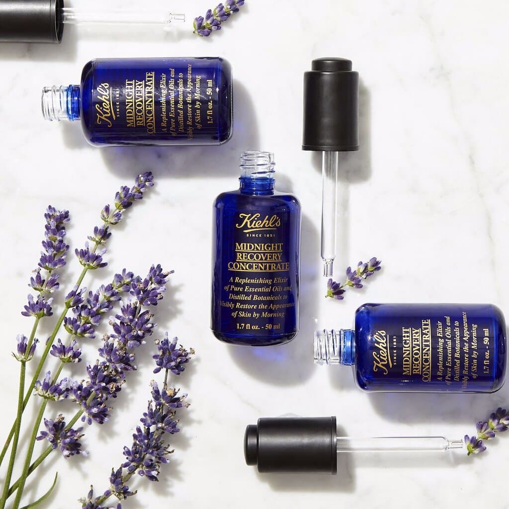 Midnight Recovery Concentrate Moisturizing Face Oil 3