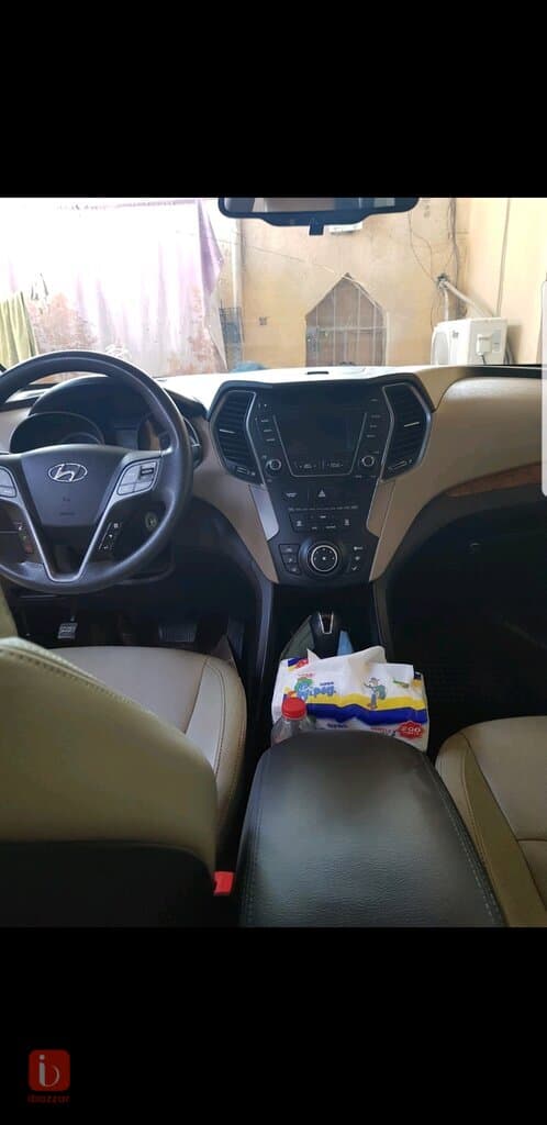 Hyundai Santa Fe 4
