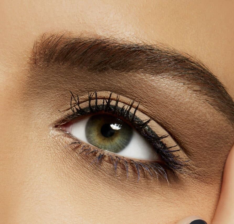 MAC COSMETICS DAZZLESHADOW EXTREME/COZY GREY MATTE 3