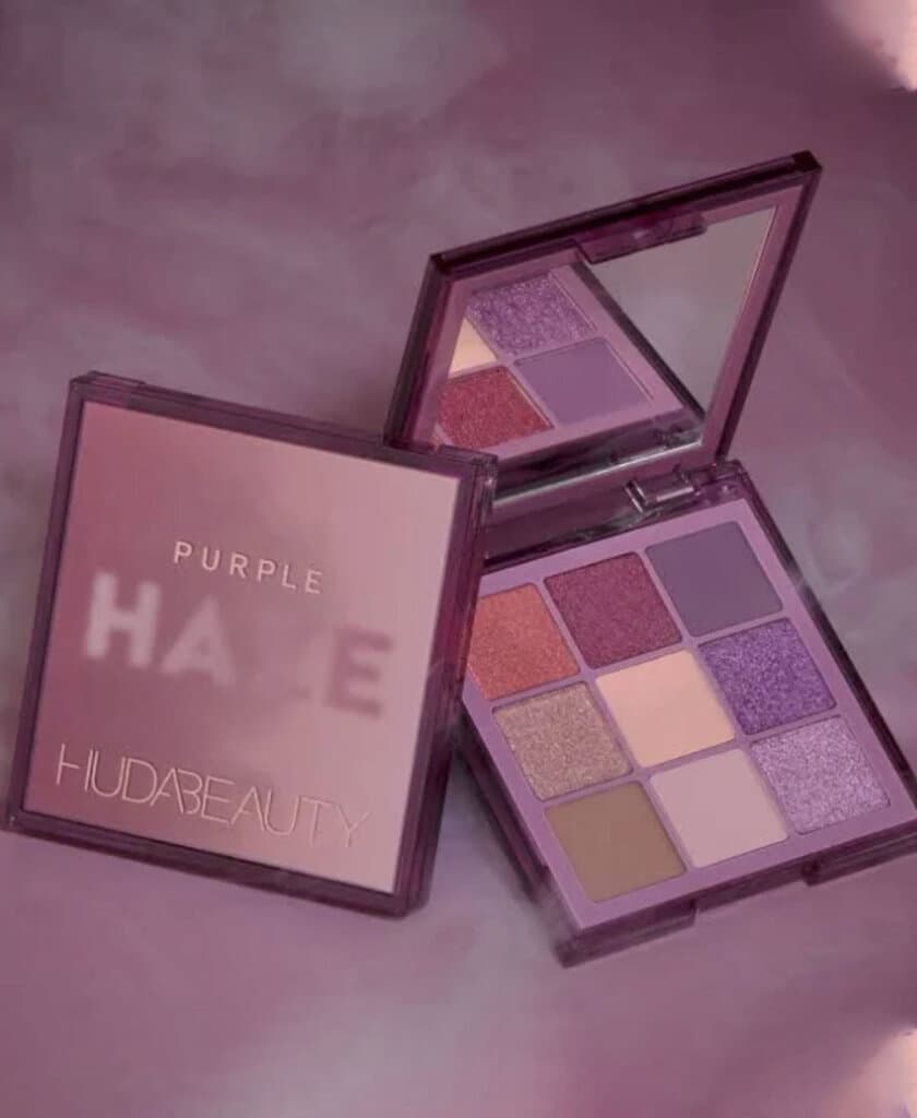 HUDA BEAUTY Haze Obsessions Eyeshadow Palette in Purple