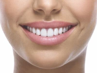COLGATE Advanced Whitening toothpaste 3