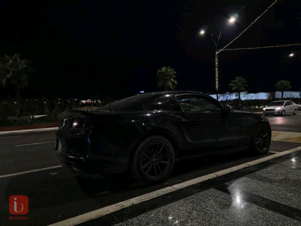Ford Mustang V6 4