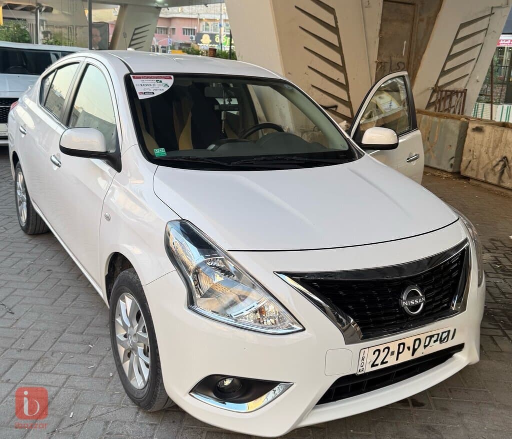 Nissan Sentra S 4