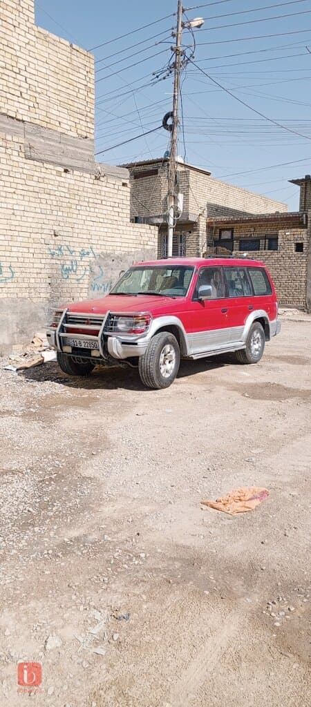 Mitsubishi Pajero GLS Top 5 Door 5