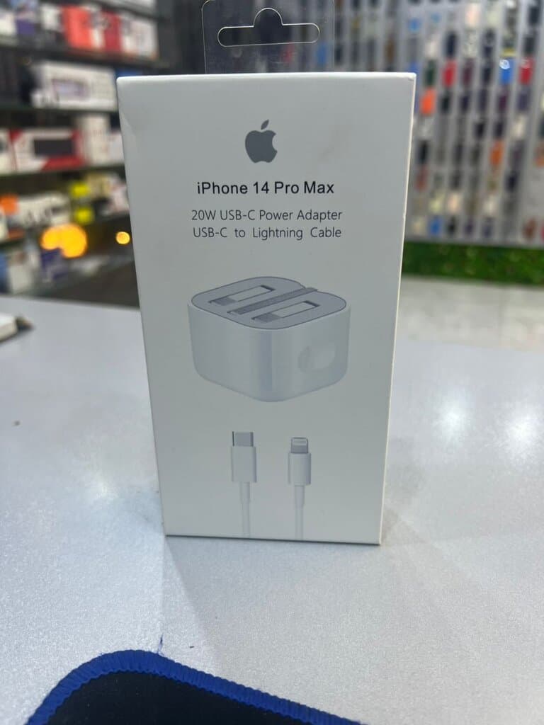 Apple 20W USB-C to Lightning Power Adapter 2