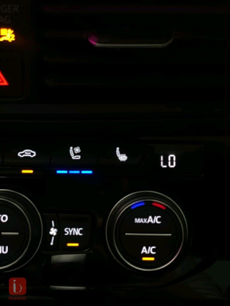 Volkswagen Jetta SEL 5