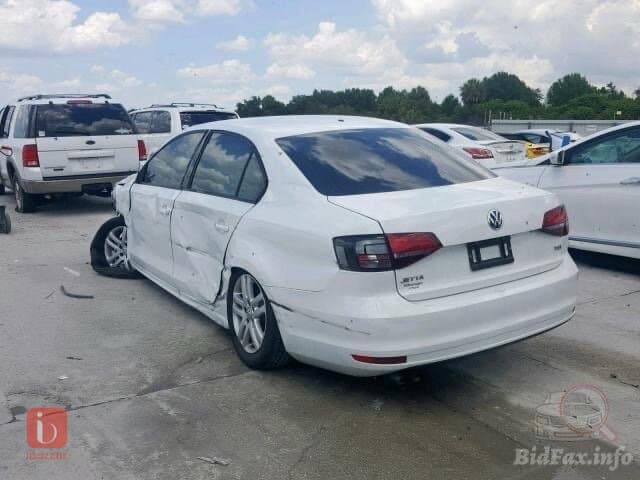 Volkswagen Jetta SE 12