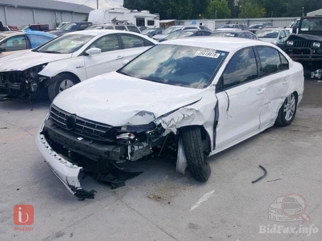 Volkswagen Jetta SE 14