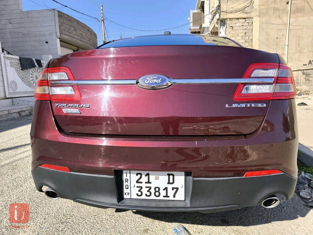 Ford Taurus Limited 4