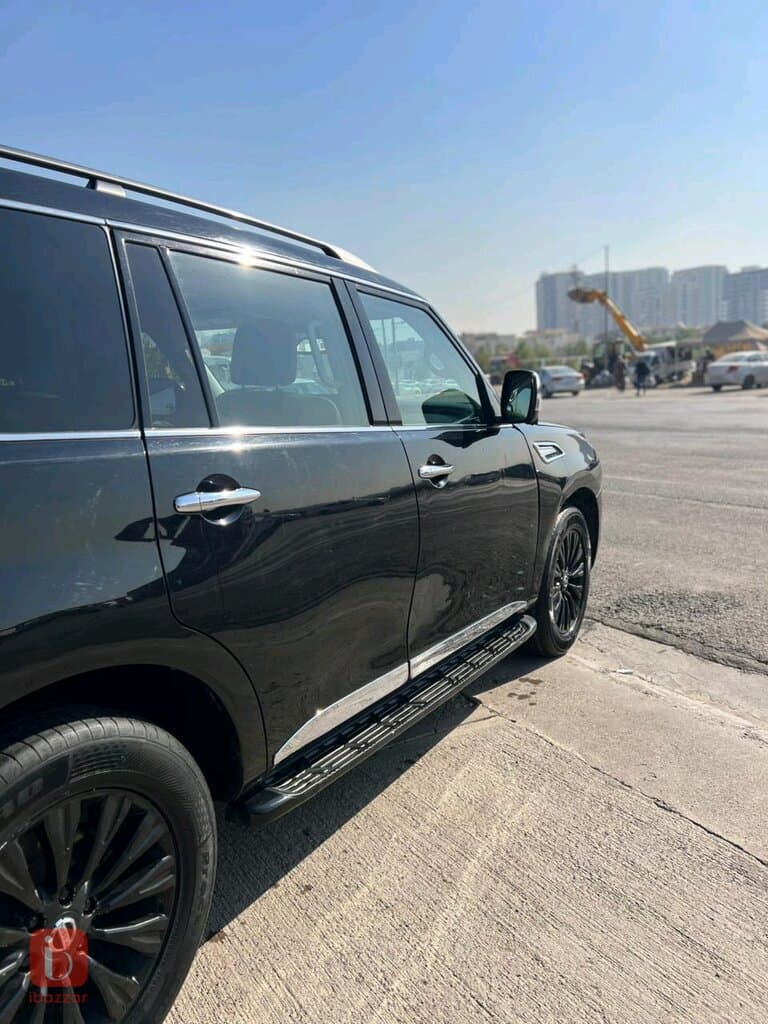 Nissan Armada 7