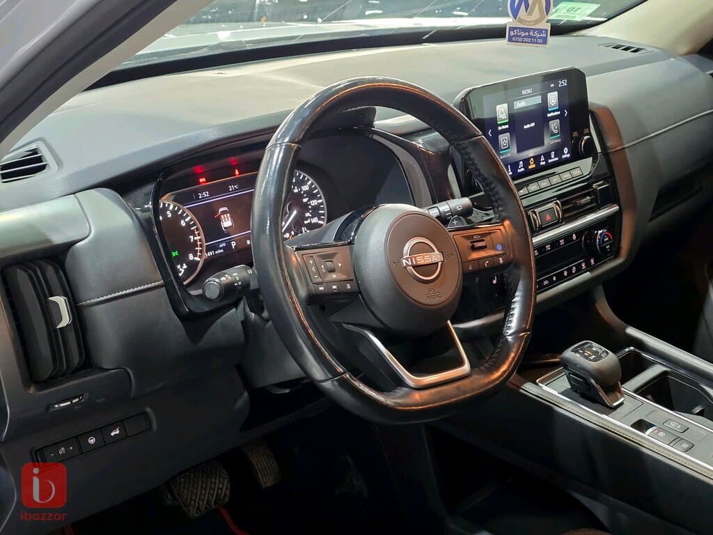 Nissan Pathfinder 11
