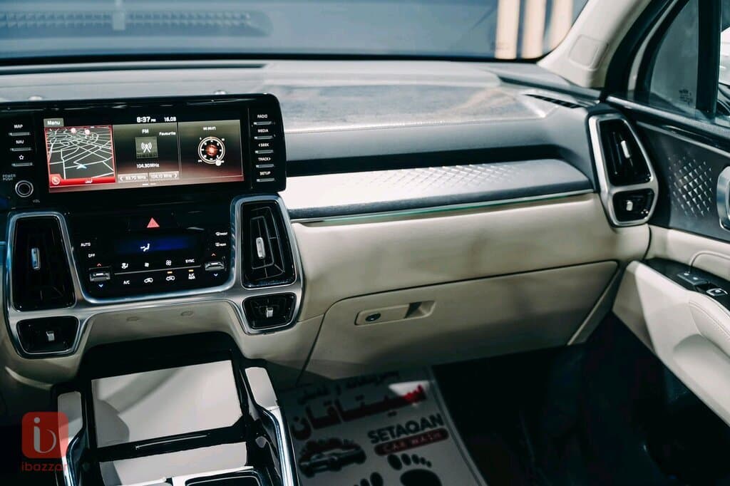 KIA Sorento 8