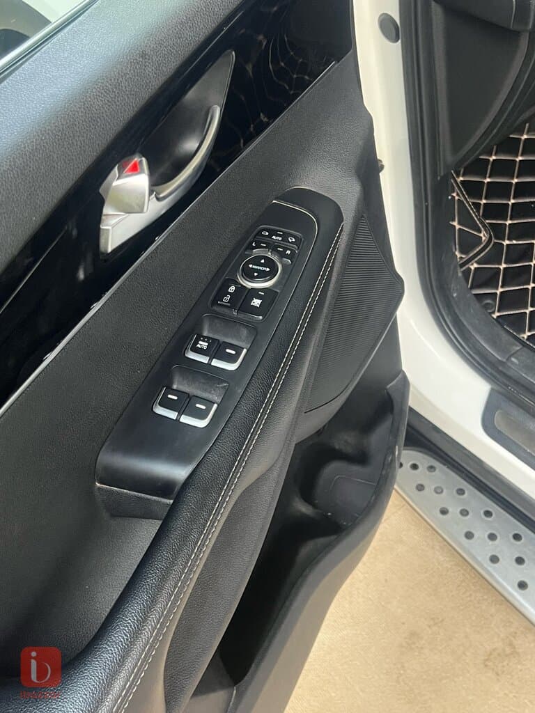 KIA Sorento 7