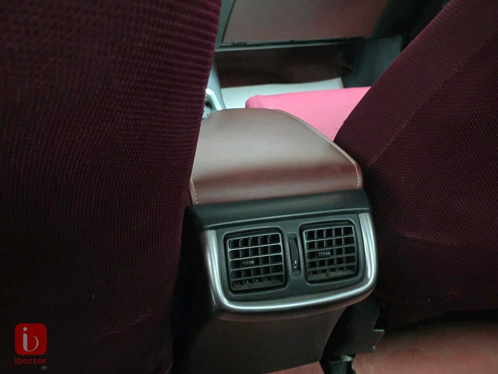 Toyota Hilux SR5 14