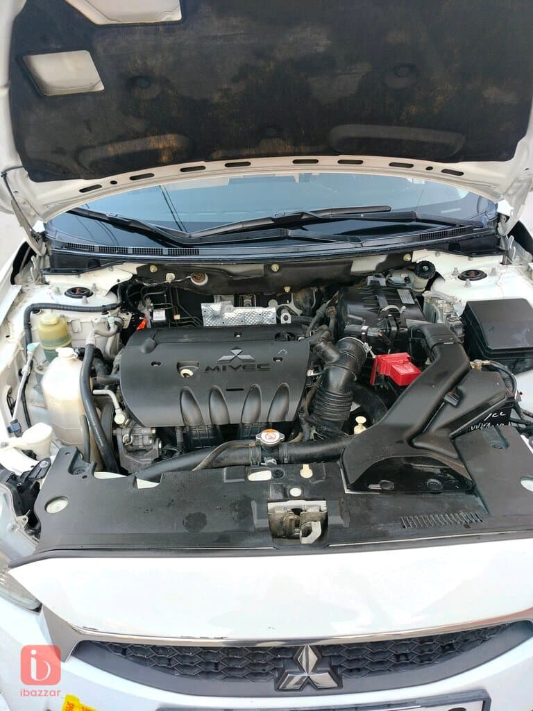 Mitsubishi Lancer 8