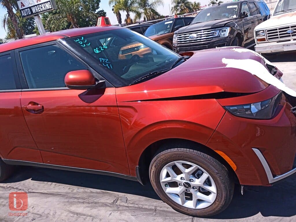 KIA Soul LX 18