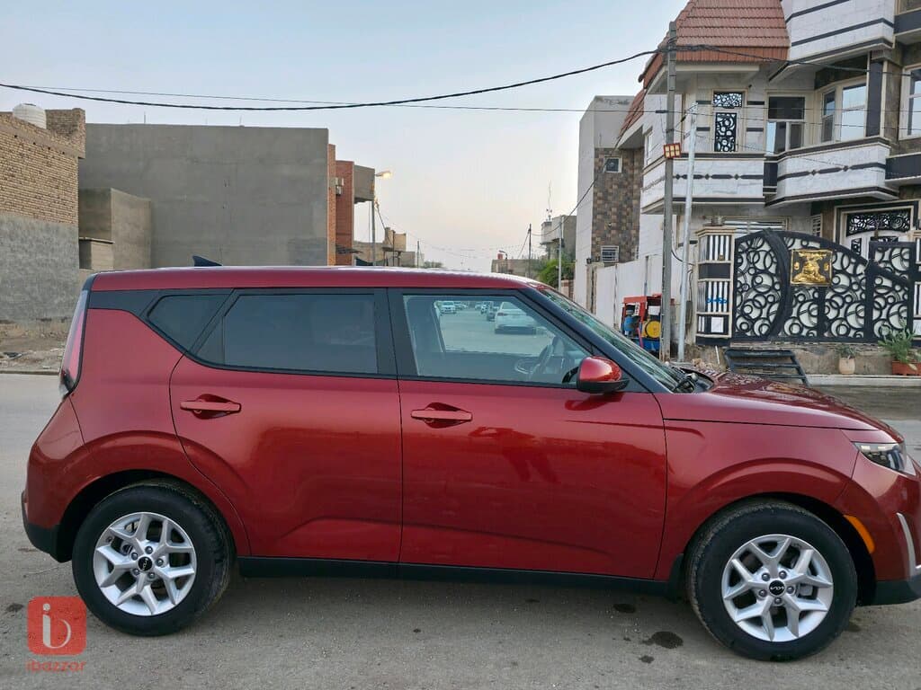 KIA Soul LX 3