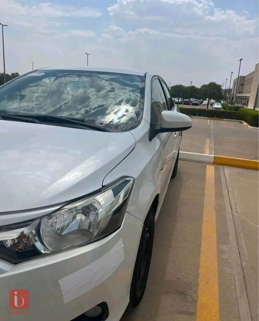 Toyota Yaris 5