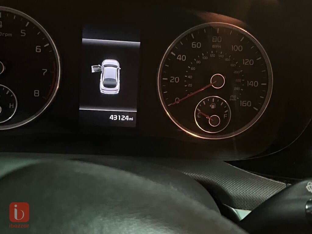 KIA K5 LXS 5
