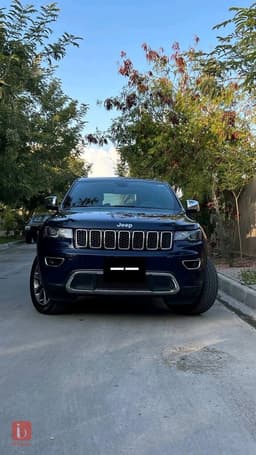 Jeep Grand Cherokee Limited — photo 1