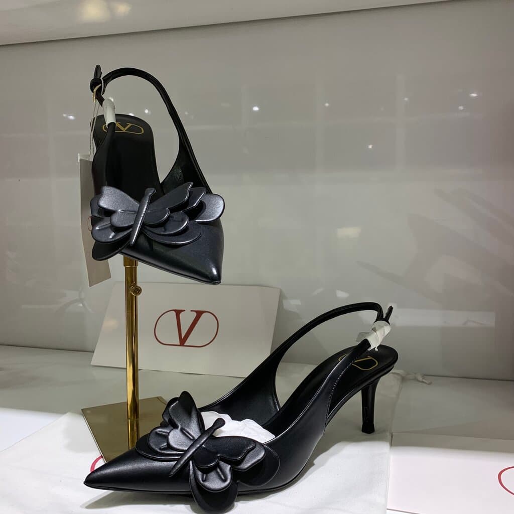 Valentino Women's Leather High Heels - Master Quality - Black (41) 2