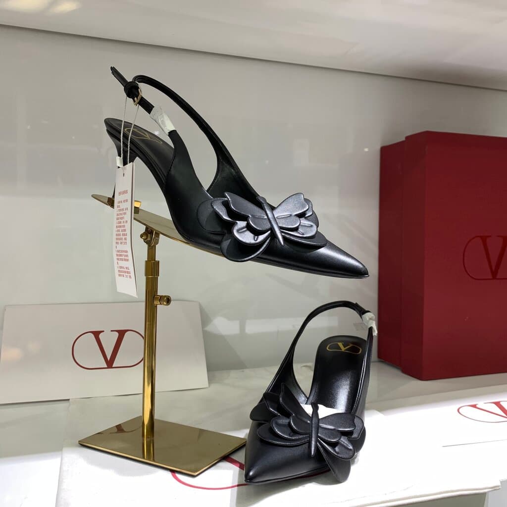 Valentino Women's Leather High Heels - Master Quality - Black (41) 3