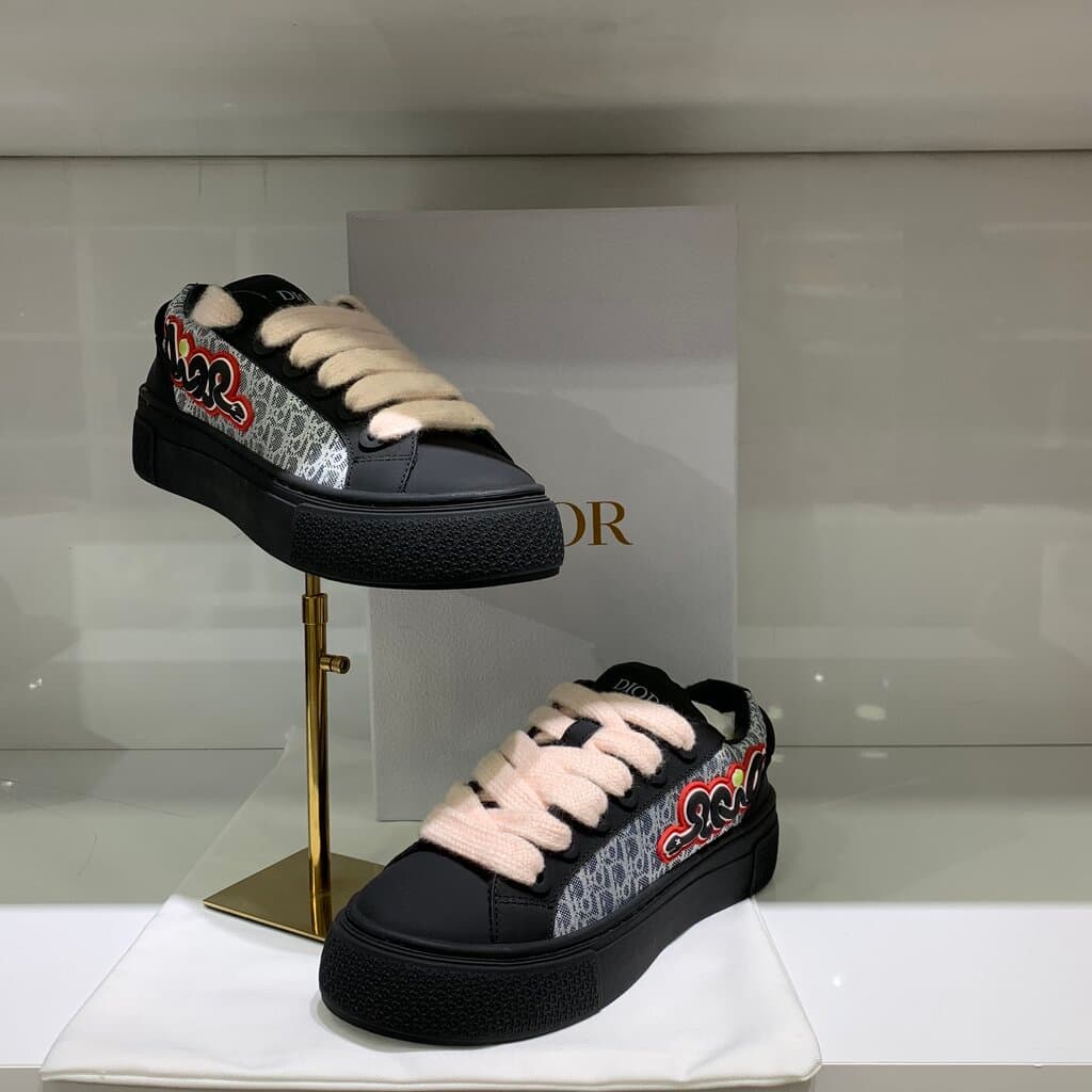 Dior Women's Sneakers - Master Quality - Black (41)