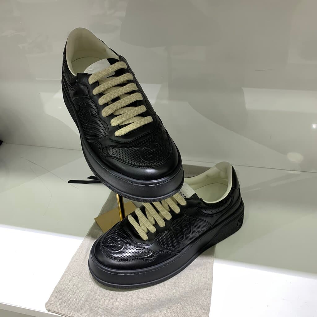 GUCCI Women's Sneakers - Master Quality - Black (41) 2