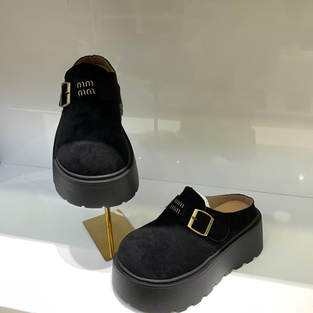 Miu Miu Women's Suede Shoes - Master Quality - Black (41) 3