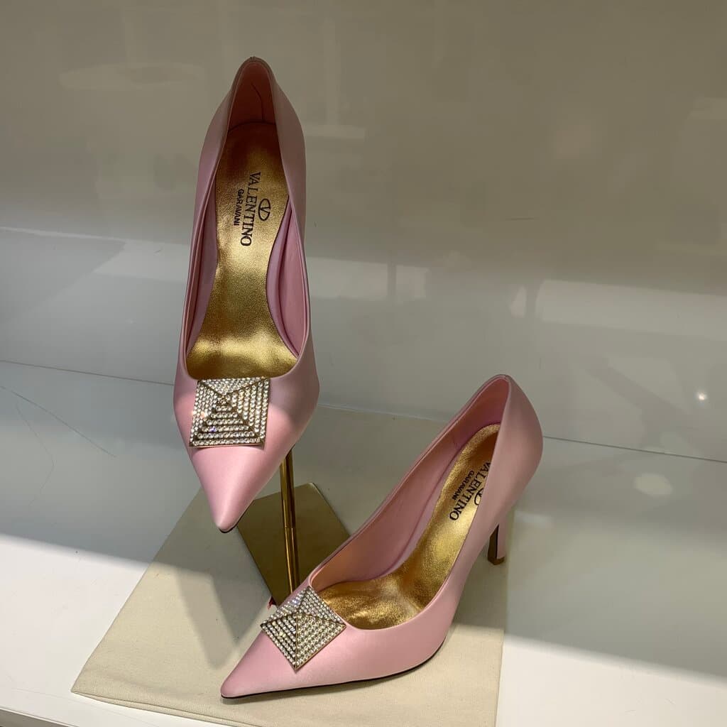 Valentino Women's Satin High Heels - Master Quality - Light Pink (41) 3