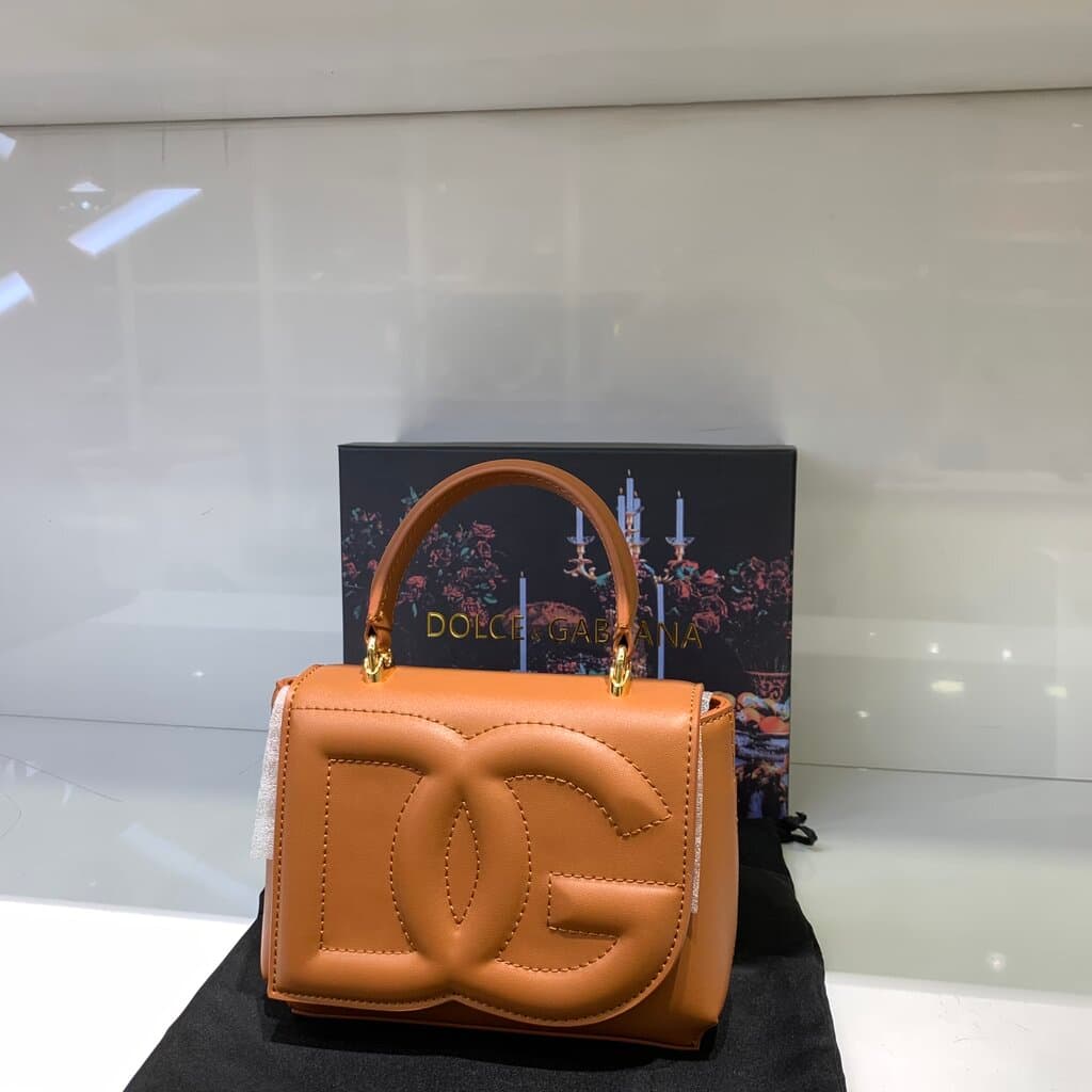 Dolce & Gabbana Women's Leather Handbag - Master Quality - Brown 2