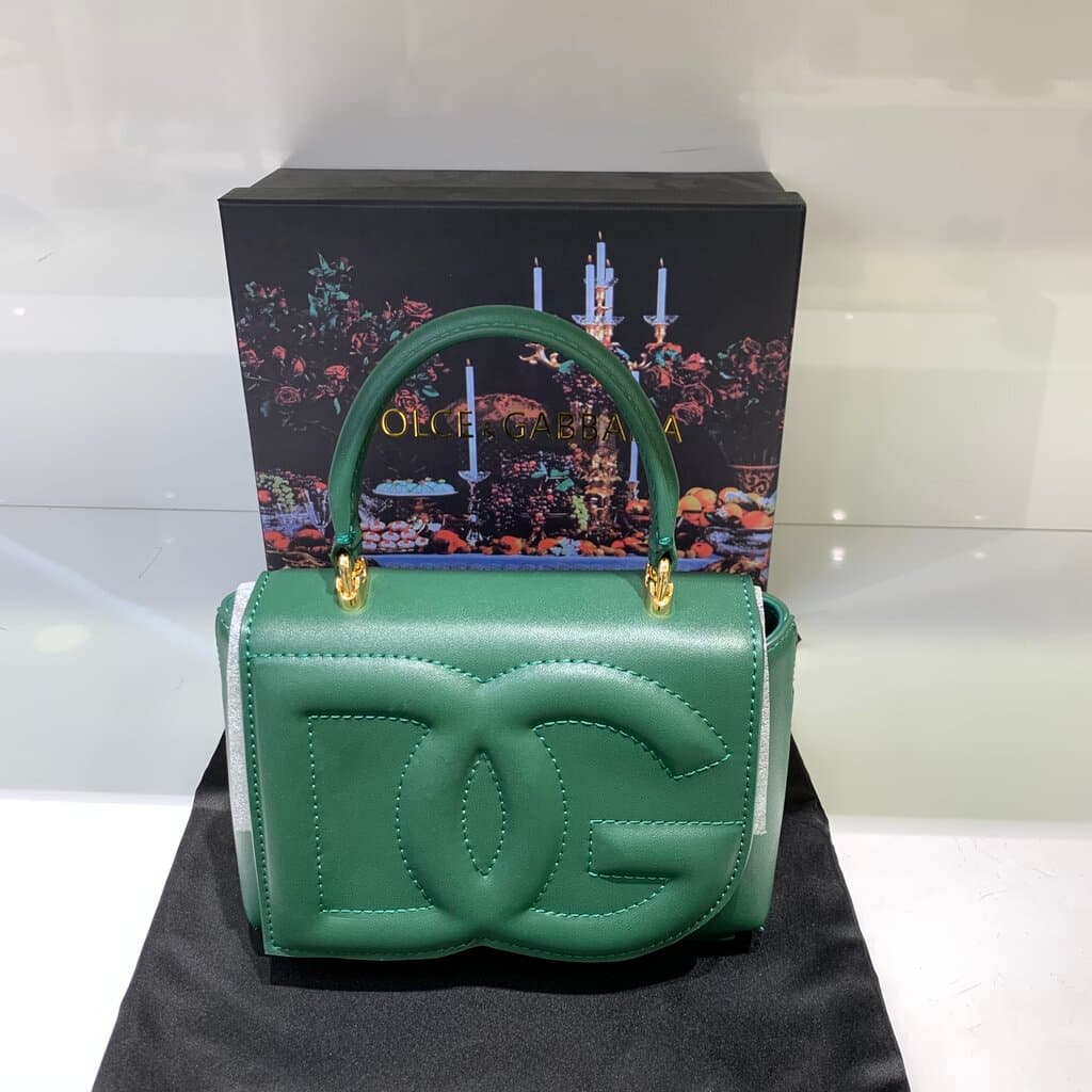 Dolce & Gabbana Women's Leather Handbag - Master Quality - Green 2