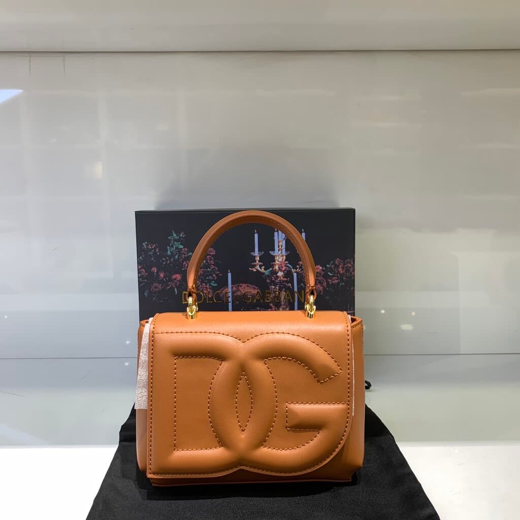 Dolce & Gabbana Women's Leather Handbag - Master Quality - Brown