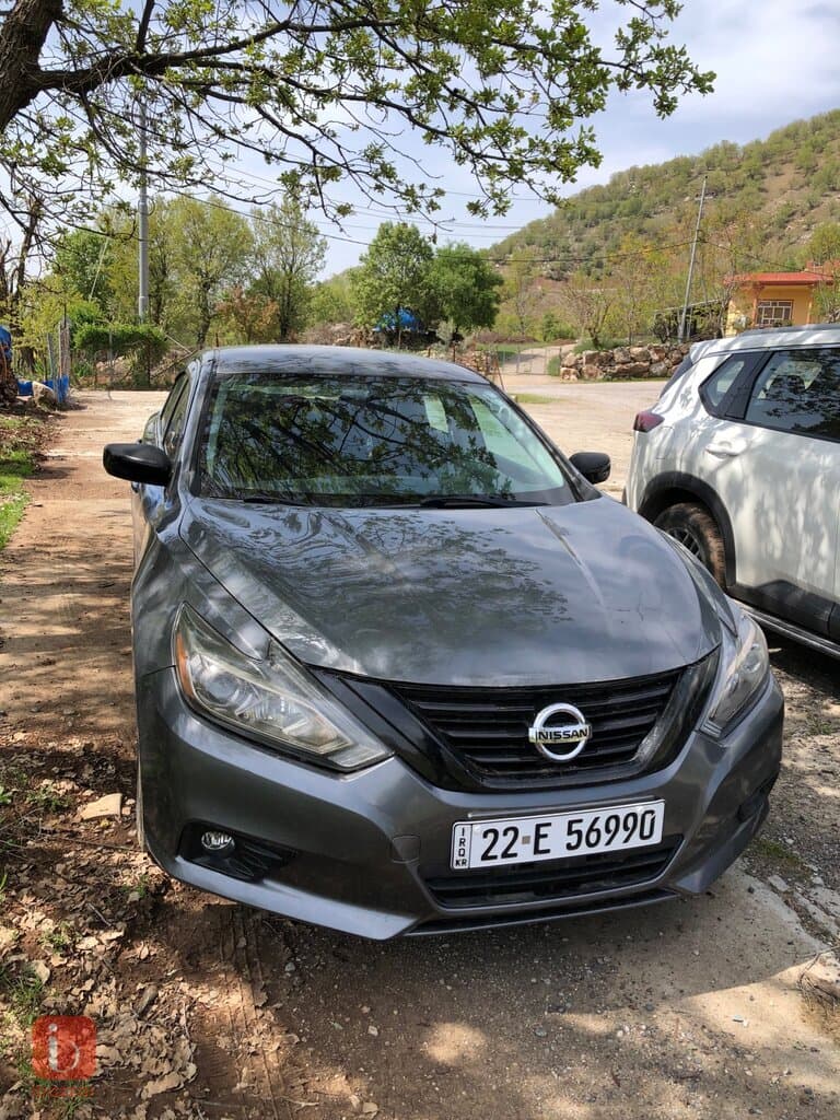 Nissan Altima SR