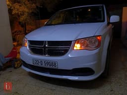 Dodge Caravan SE — photo 1