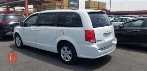 Dodge Caravan SXT — photo 19