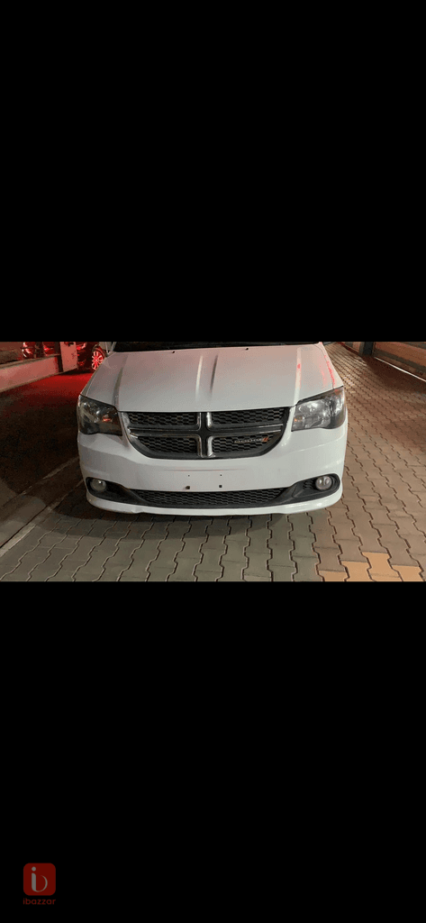 Dodge Caravan SXT — photo 13