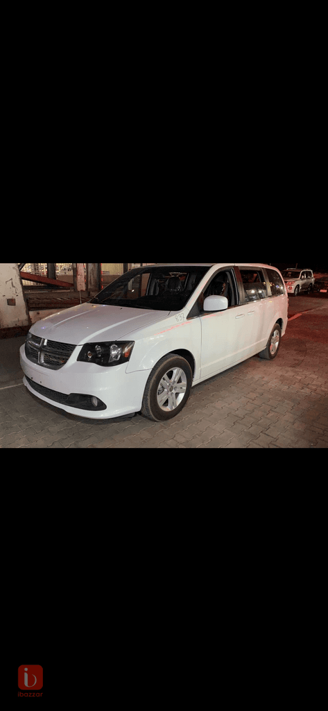 Dodge Caravan SXT — photo 14