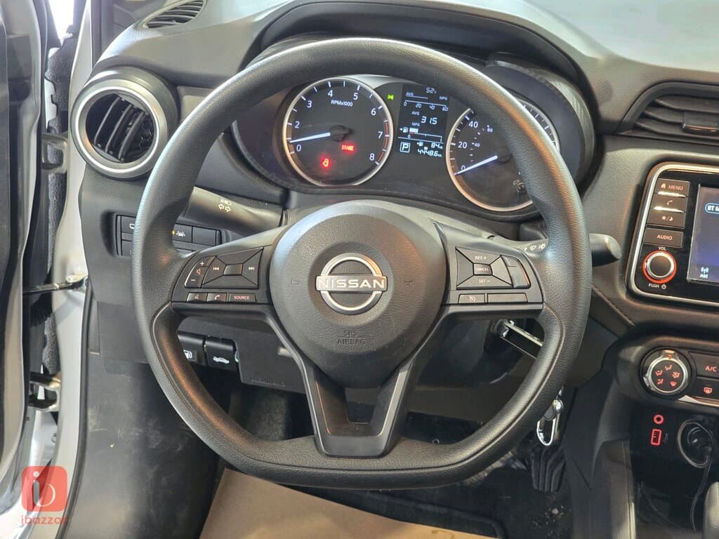 Nissan Versa 11