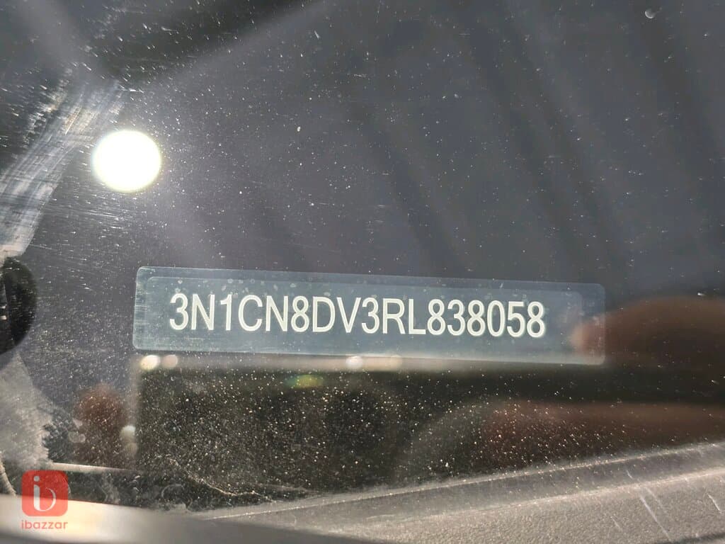 Nissan Versa 16
