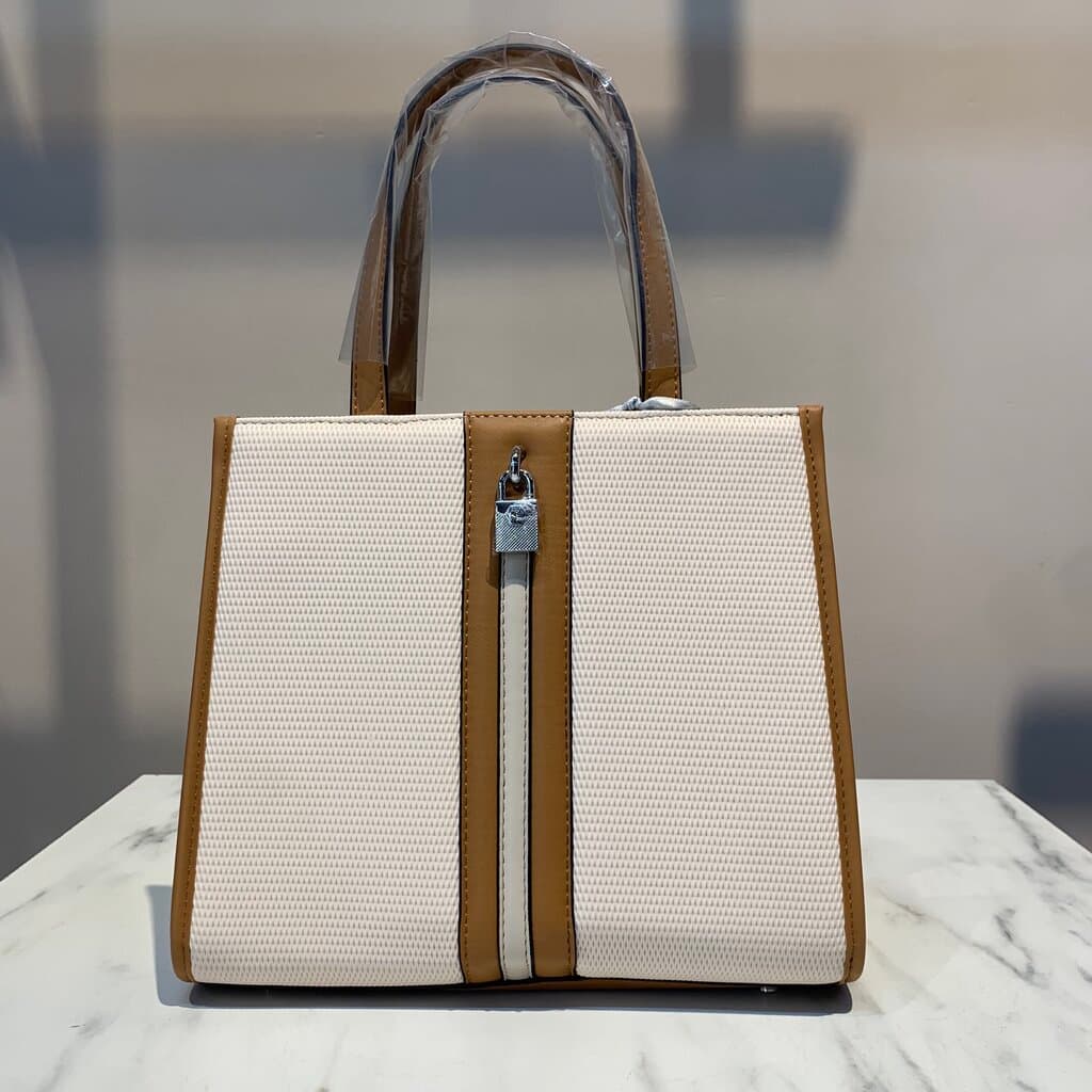 Silver & Polo Women's Handbag - Light Brown