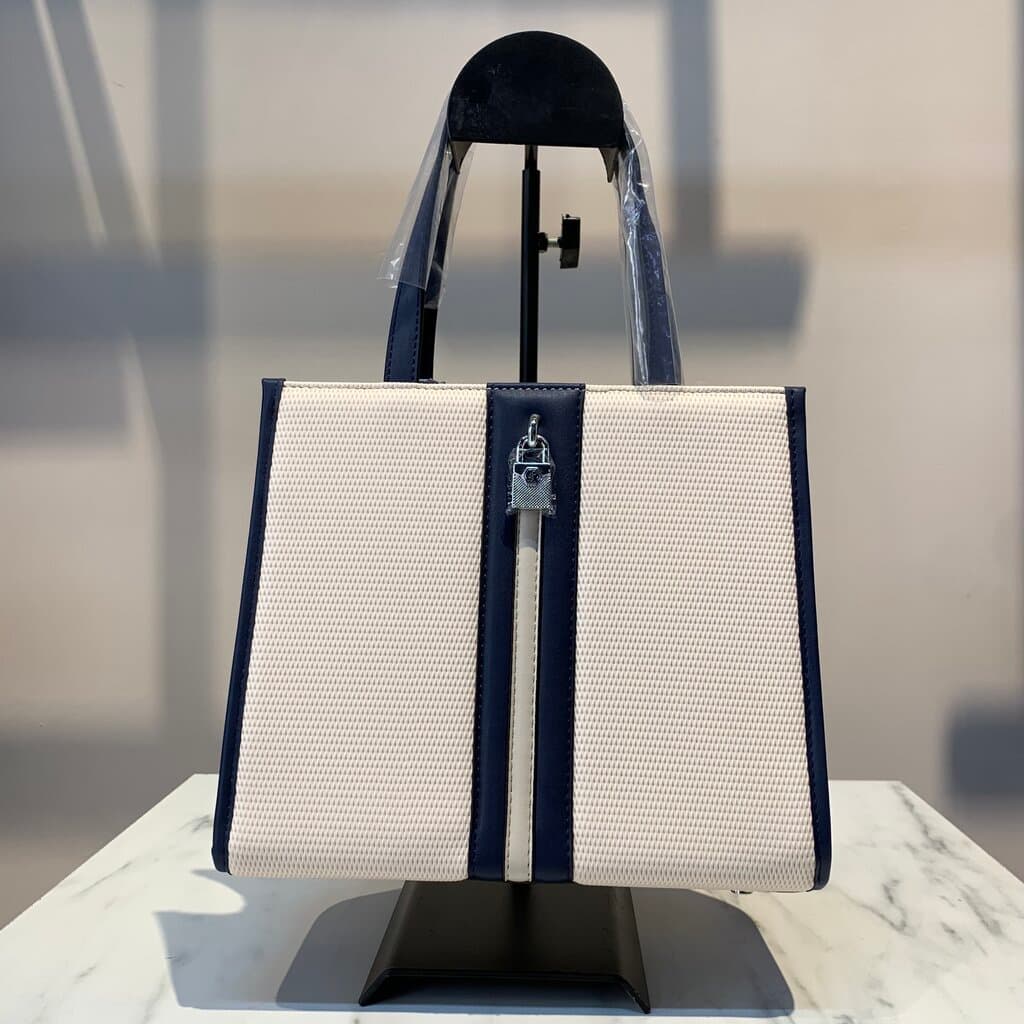 Silver & Polo Women's Handbag - White