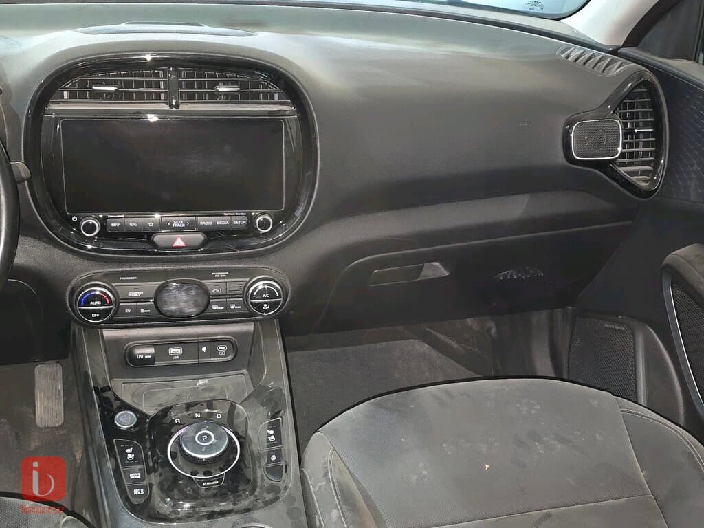 KIA Soul 8