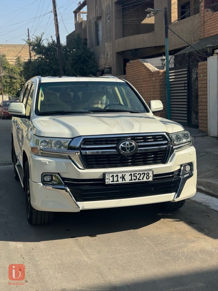 Toyota Land Cruiser GXR