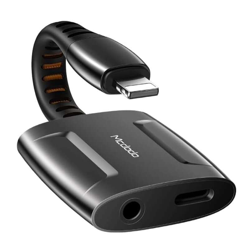 McDodo Lightning To DC3.5mm And Audio Adapter - CA-6340 (Black)