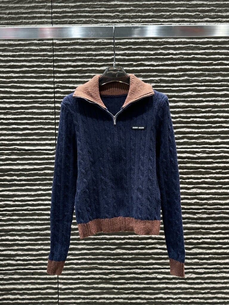 Miu Miu Women's Wool Jacket - Navy Blue (36)